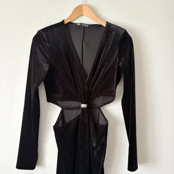 Zara Velvet Cut Out Midi Dress Black Blogger Fav Size Medium - Picture 6 of 8